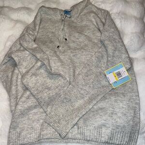 Gray cece sweater NWT